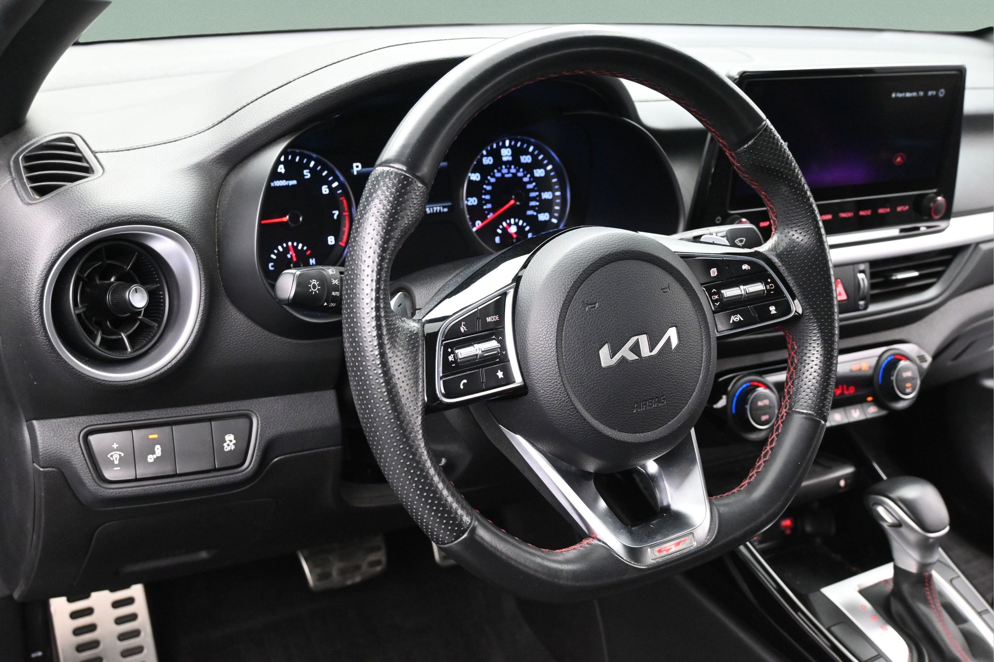Used 2023 Kia Forte GT FWD image 13