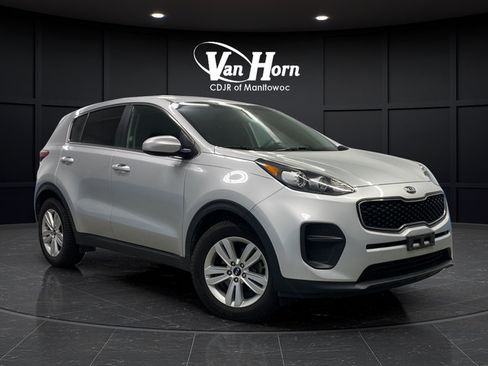 Used 2017 Kia Sportage LX FWD image 1