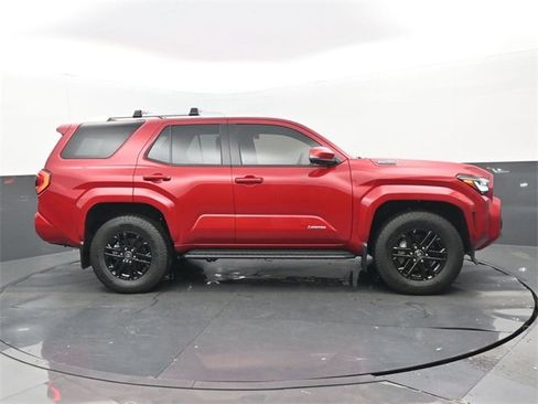 Used 2025 Toyota 4Runner Limited image 2