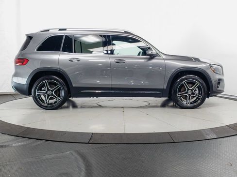 Certified 2026 Mercedes-Benz GLB 250 4MATIC image 32