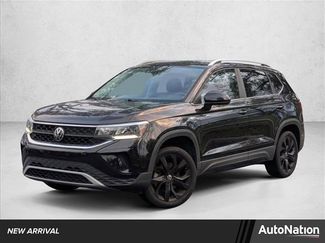 Used 2022 Volkswagen Taos SE video 1