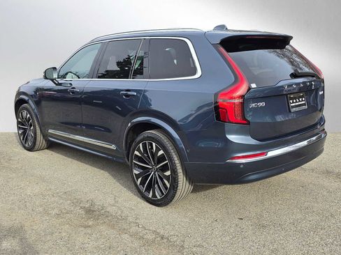 Certified 2025 Volvo XC90 T8 Ultra image 5