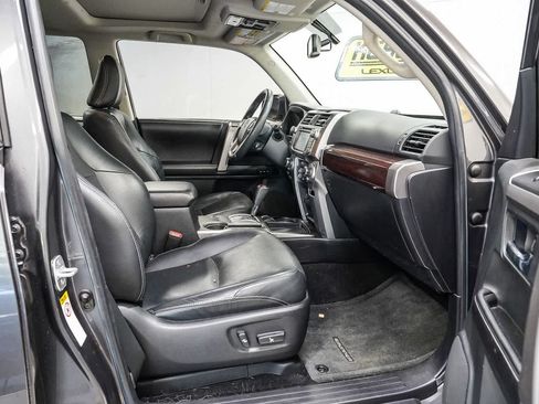 Used 2015 Toyota 4Runner Limited RWD image 17