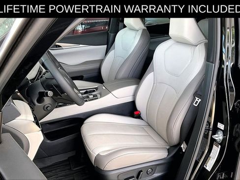 Certified 2026 INFINITI QX60 Luxe w/ Cargo Package FWD image 33