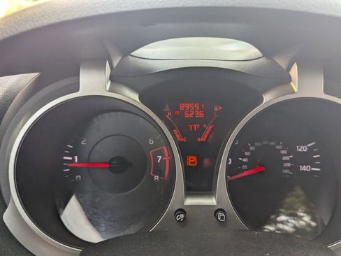 Used 2014 Nissan Juke SL image 13