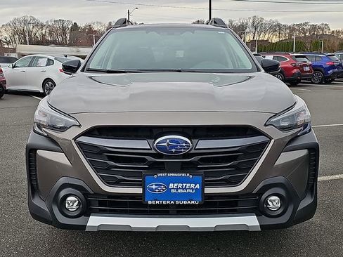 Used 2023 Subaru Outback Limited XT AWD/4WD image 3