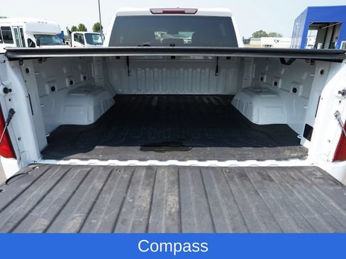 Used 2021 Chevrolet Silverado 1500 LT AWD/4WD image 36