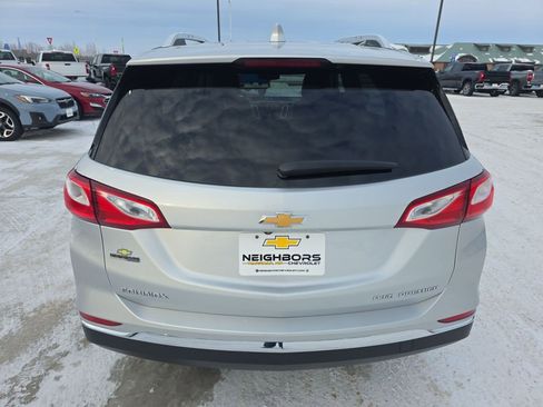 Used 2021 Chevrolet Equinox Premier image 4