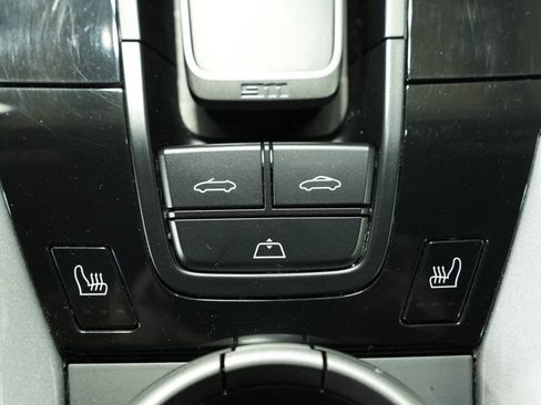 Used 2021 Porsche 911 Turbo S image 23