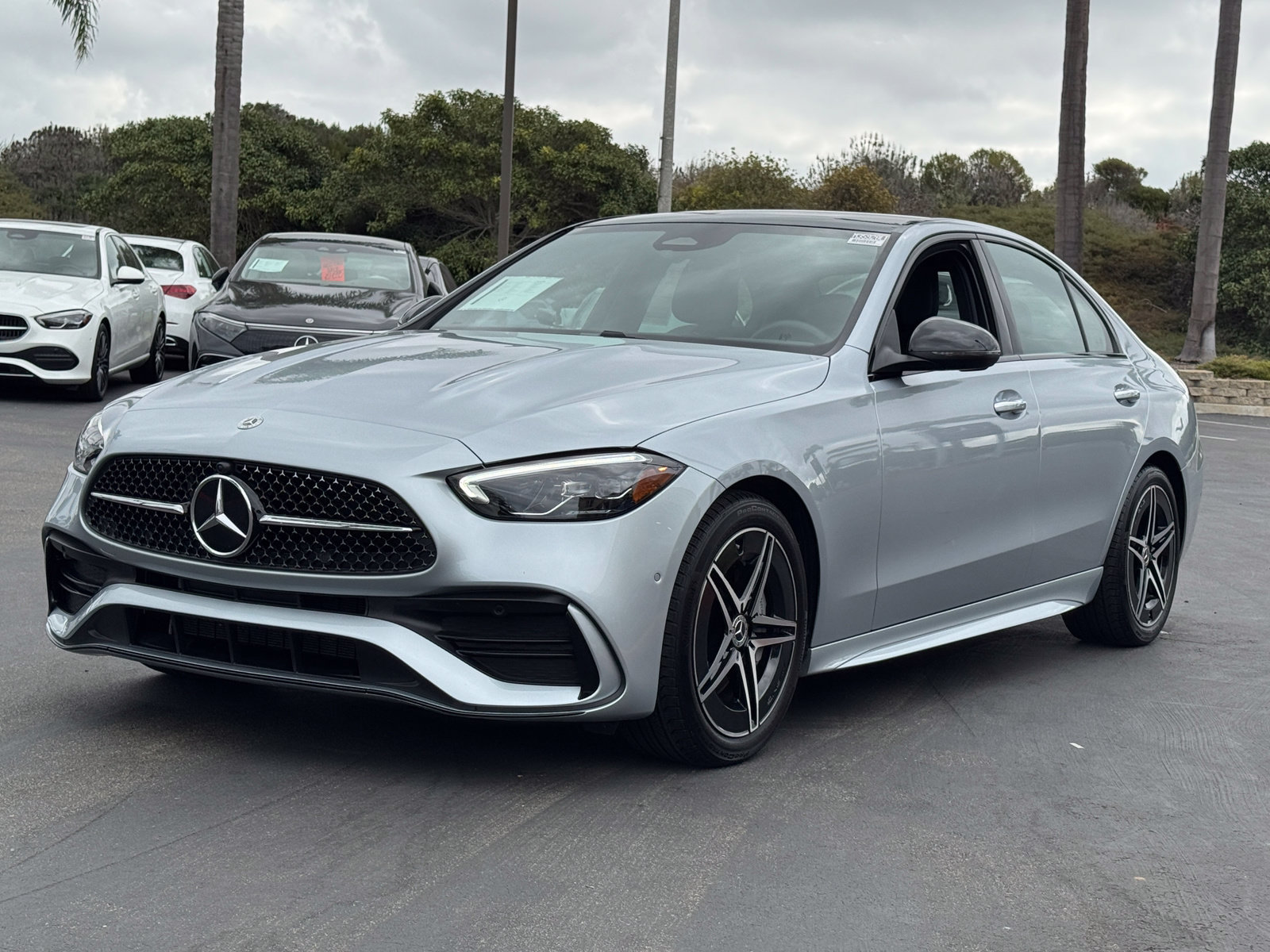 Used 2025 Mercedes-Benz C 300 Sedan image 4