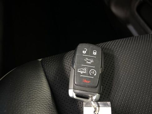 Used 2024 RAM 1500 Limited AWD/4WD image 41