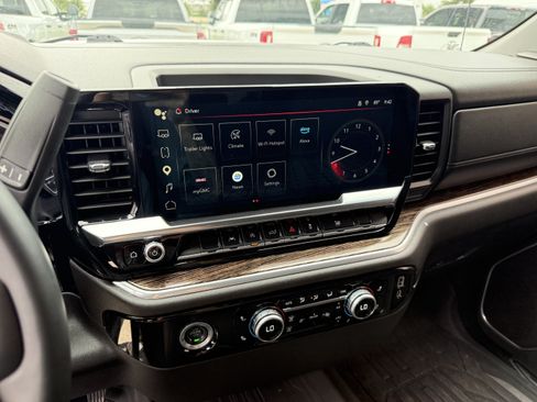 Used 2024 GMC Sierra 1500 Elevation w/ LPO, Elevation Black Package RWD image 20