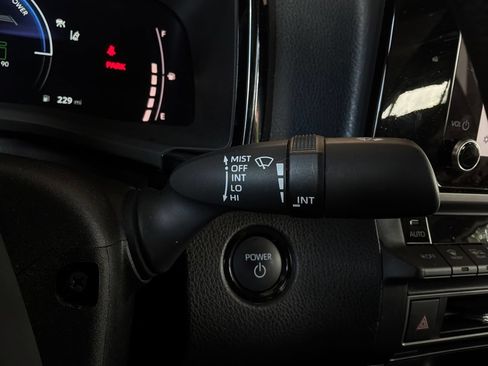 Used 2025 Toyota Camry LE FWD image 35