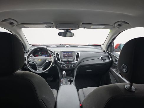 Used 2020 Chevrolet Equinox LT w/ Driver Convenience Package image 14