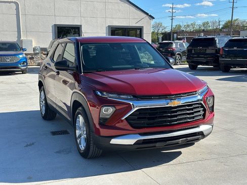 Used 2025 Chevrolet TrailBlazer LS w/ LS Convenience Package FWD image 5