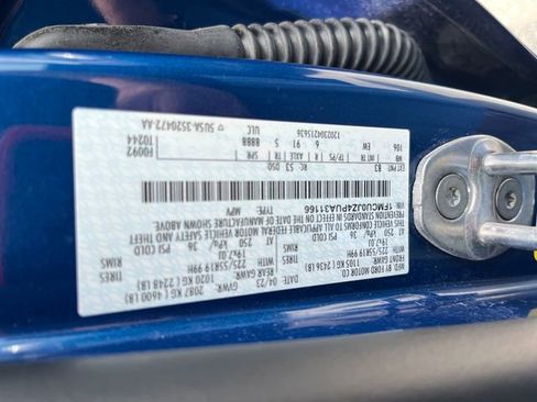 Used 2023 Ford Escape Platinum FWD image 11