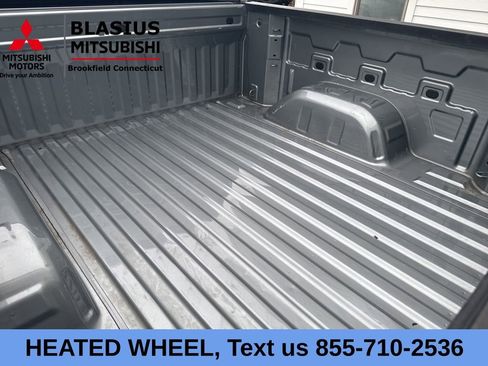 Used 2023 Chevrolet Silverado 1500 LT AWD/4WD image 9