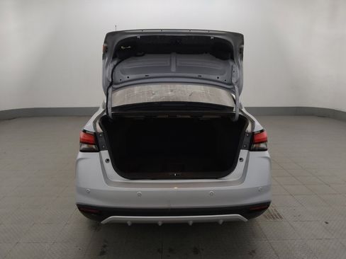 Used 2025 Nissan Versa SV w/ Trunk Package FWD image 29