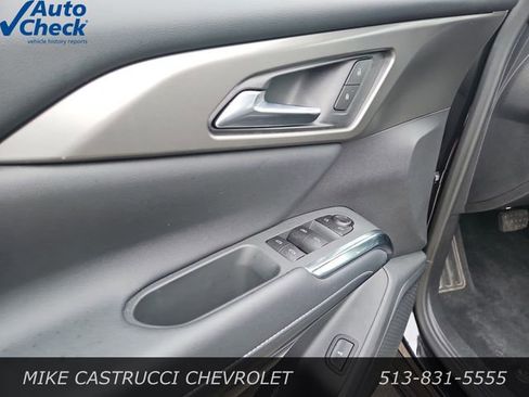Used 2026 Chevrolet Traverse LT AWD/4WD image 24