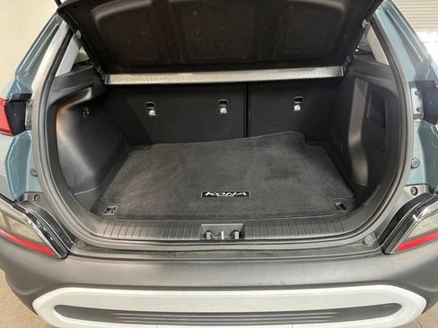 Used 2022 Hyundai Kona SEL AWD/4WD image 16