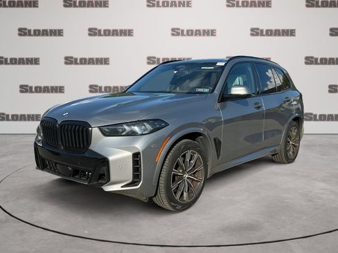 Used 2024 BMW X5 xDrive40i w/ M Sport Package AWD/4WD image 1