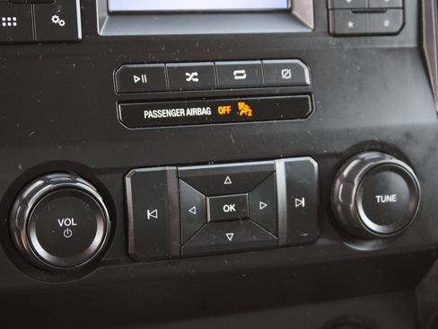 Used 2018 Ford F150 XL w/ XL Power Equipment Group image 25