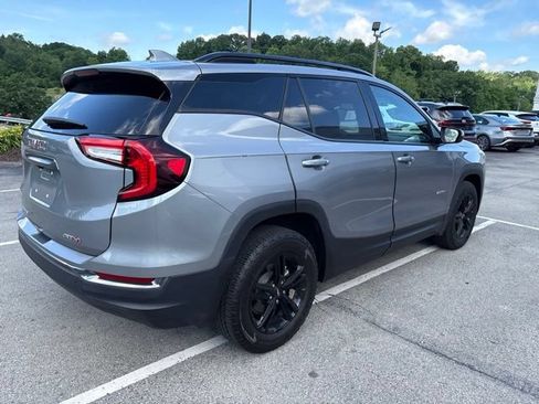Used 2023 GMC Terrain AT4 AWD/4WD image 5