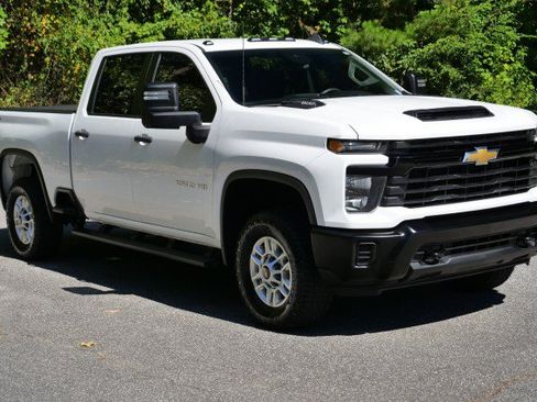 Used 2024 Chevrolet Silverado 2500 W/T w/ WT Convenience Package AWD/4WD image 4