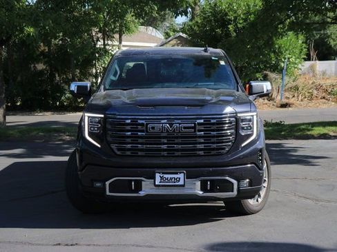 Used 2024 GMC Sierra 1500 Denali Ultimate image 2