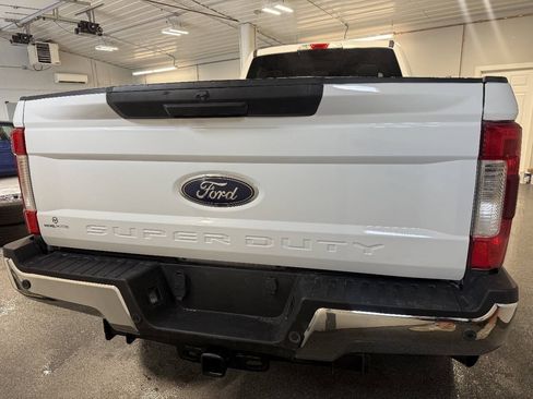 Used 2019 Ford F250 XLT w/ XLT Value Package AWD/4WD image 9