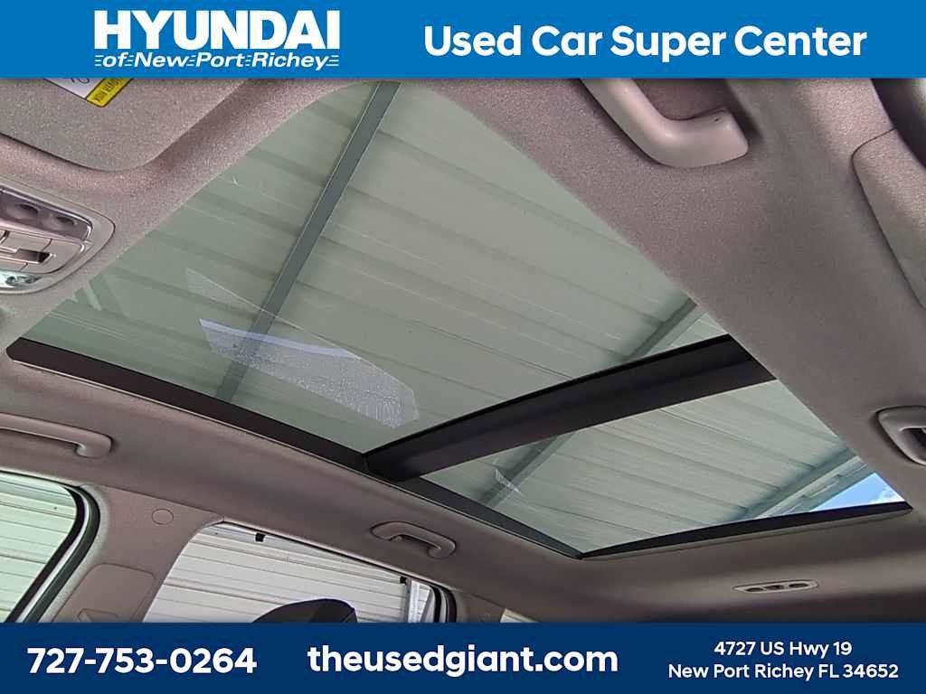 Used 2019 Hyundai Santa Fe Limited FWD image 23