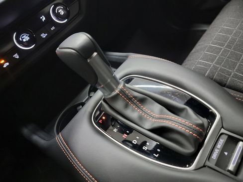 Certified 2024 Honda HR-V Sport image 26