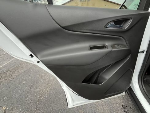 Certified 2024 Chevrolet Equinox LT w/ LPO, Floor Liner Package image 16