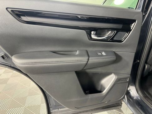 Used 2025 Honda CR-V EX-L image 30