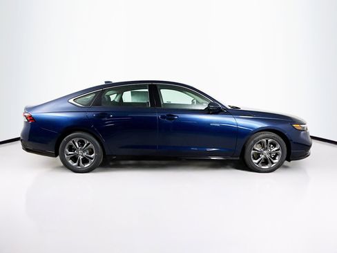 New 2026 Honda Accord EX-L image 2