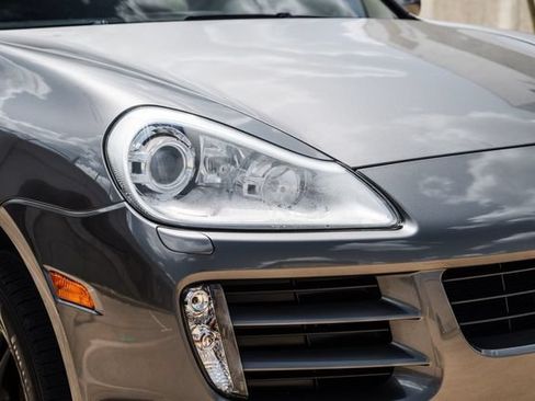Used 2008 Porsche Cayenne AWD/4WD image 38