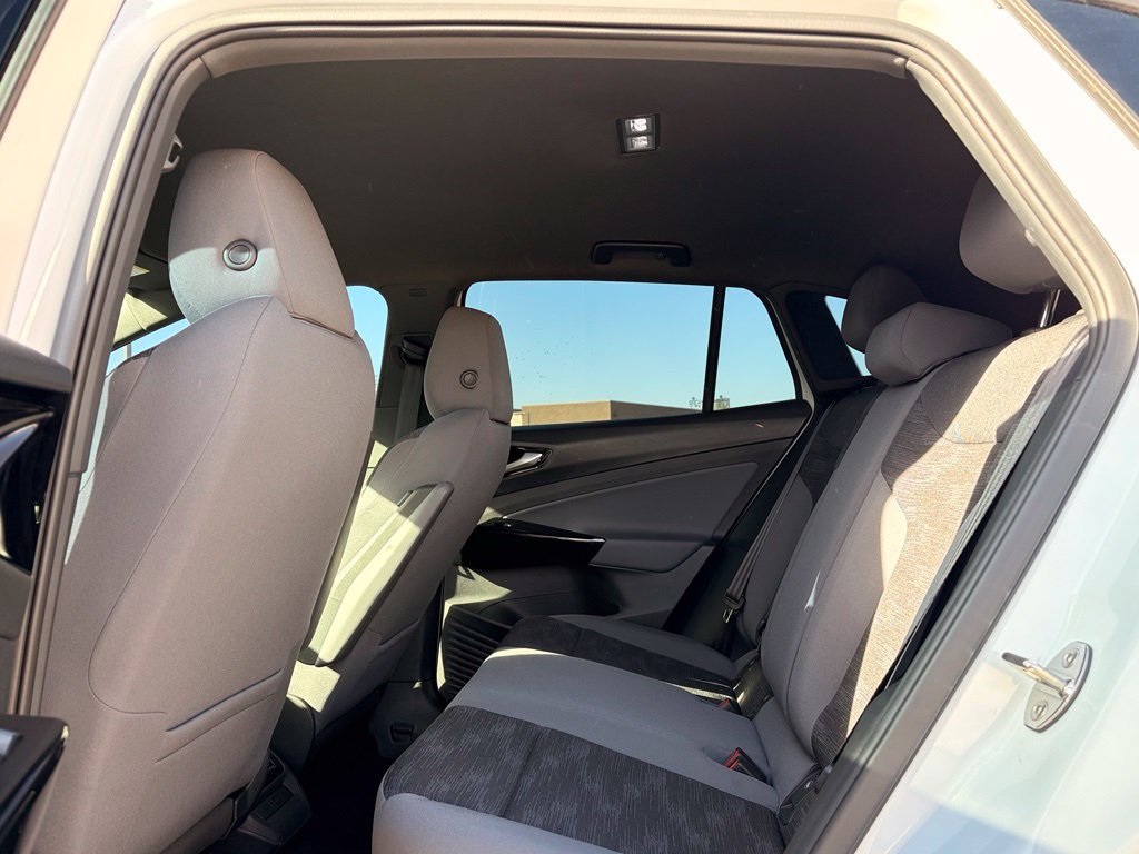 Used 2022 Volkswagen ID.4 Pro RWD image 15