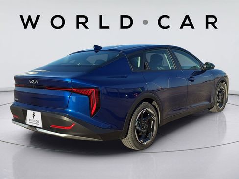 Certified 2025 Kia K4 EX image 15