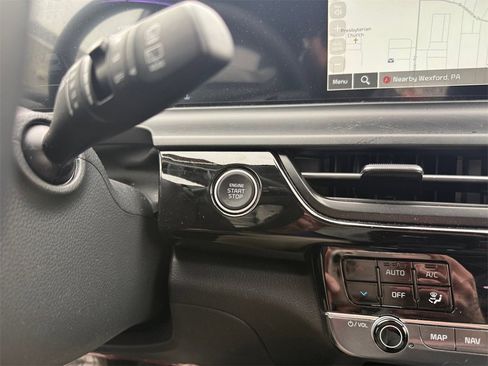 Certified 2026 Kia Seltos S image 30