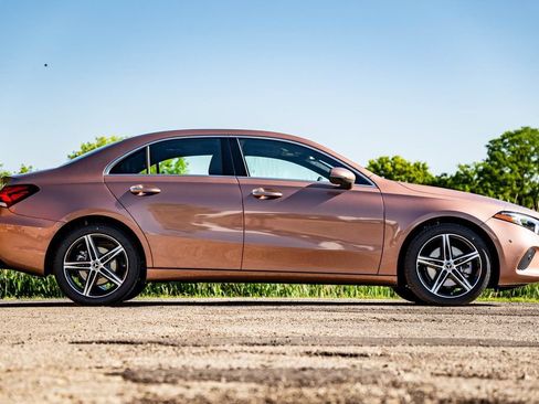 Used 2022 Mercedes-Benz A 220 4MATIC image 6