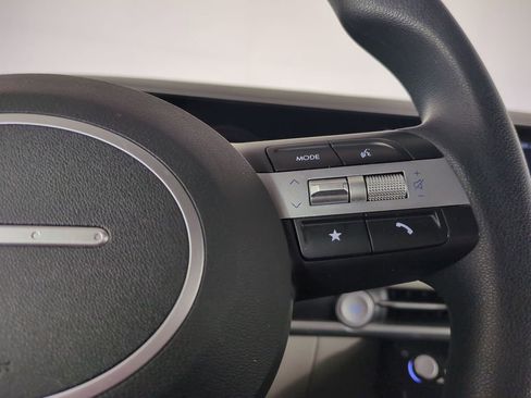 Certified 2025 Hyundai Tucson SEL image 32