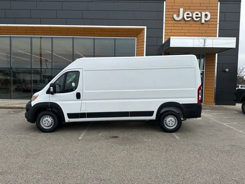 New 2026 RAM ProMaster 2500 w/ Safety Group FWD image 9