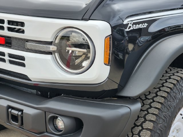 New 2026 Ford Bronco Heritage Edition AWD/4WD image 6
