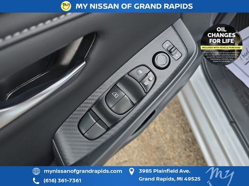 Used 2022 Nissan Sentra SV w/ Trunk Package image 21