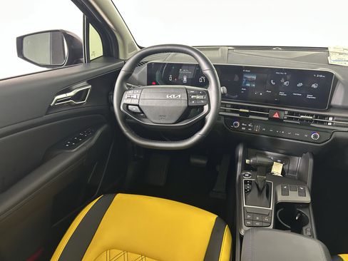 New 2026 Kia Sportage EX w/ EX Panorama Roof Package image 37