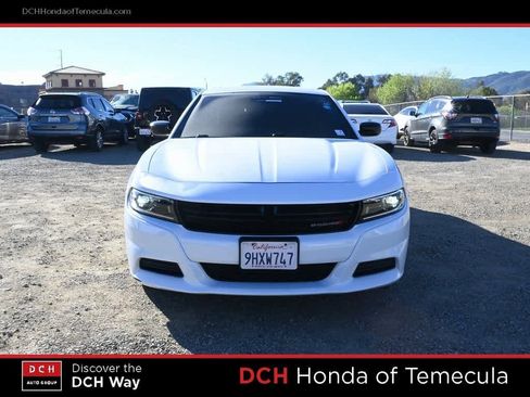 Used 2023 Dodge Charger SXT image 2