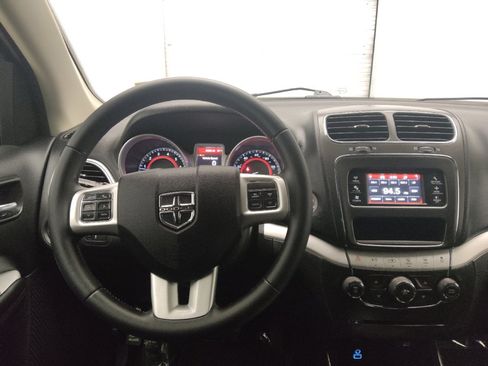 Used 2020 Dodge Journey SE w/ SE Popular Equipment Group image 22