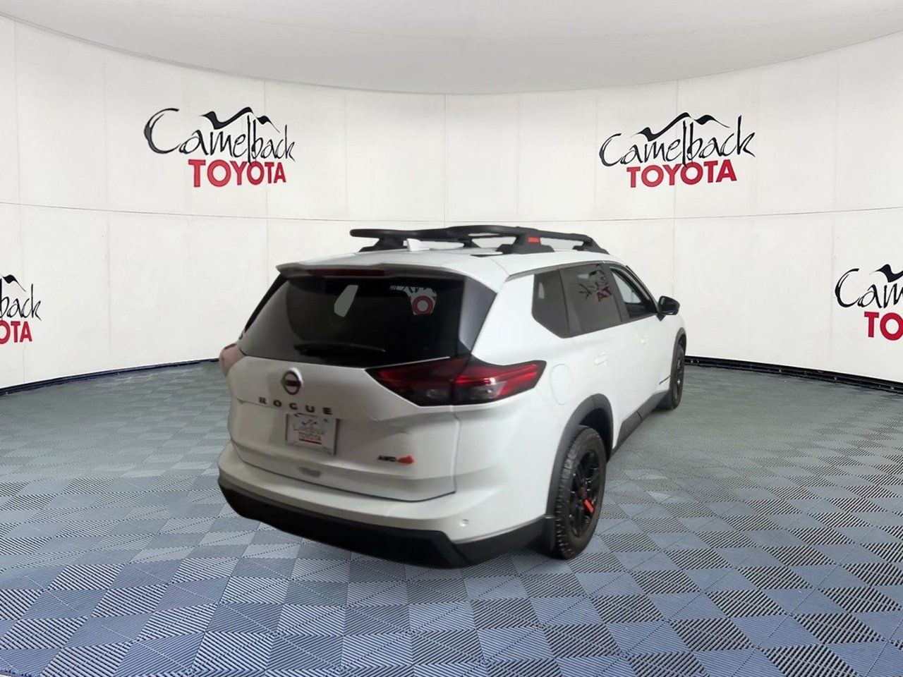 Used 2025 Nissan Rogue SV w/ Rock Creek Premium Package AWD/4WD image 9