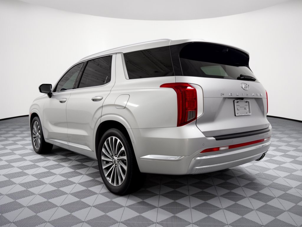 Used 2024 Hyundai Palisade Calligraphy AWD/4WD image 3