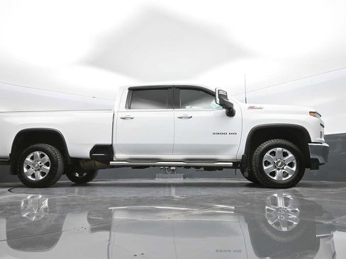 Used 2022 Chevrolet Silverado 3500 LTZ image 39